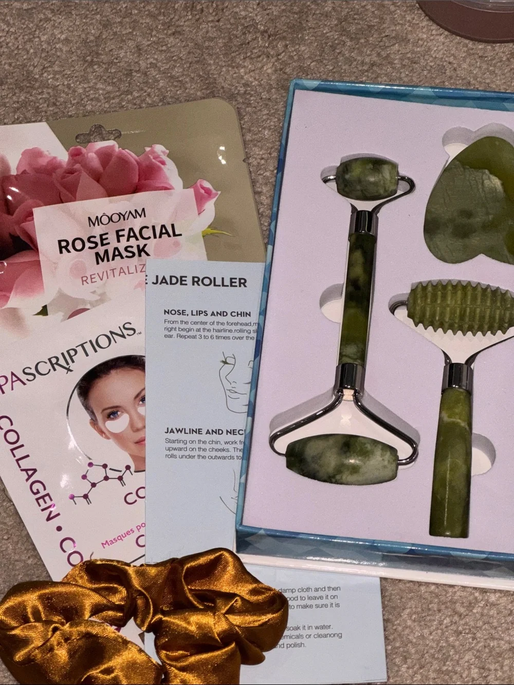 Natural Jade Roller Anti-Aging Tool - Blue Packaging